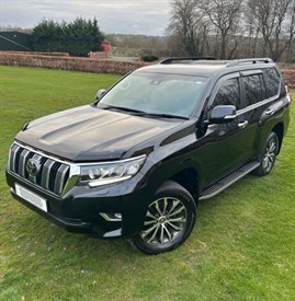 Toyota Land Cruiser Invincible 